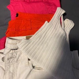 A lot of 4 women’s clothing